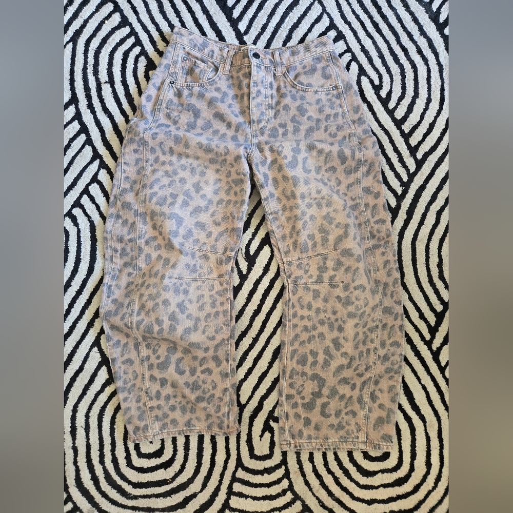 Leopard Print Wide-Leg Jeans